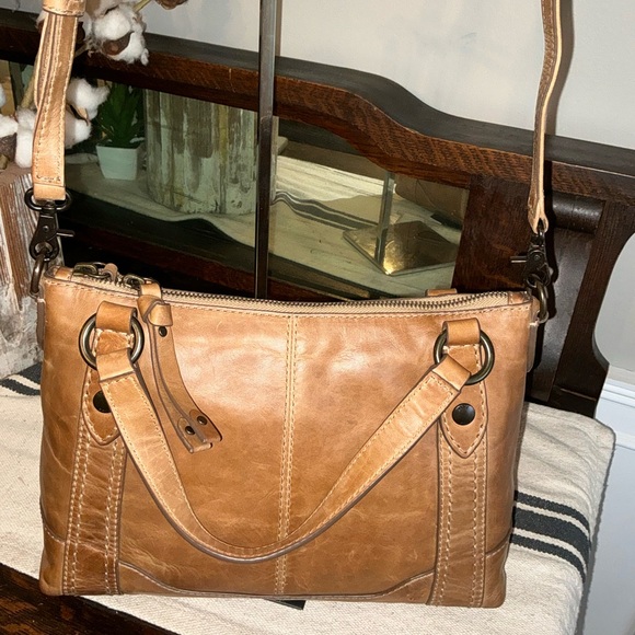 NWOT Frye Melissa Leather Medium Crossbody Satchel Beige Brown Retail $328 - Picture 8 of 13